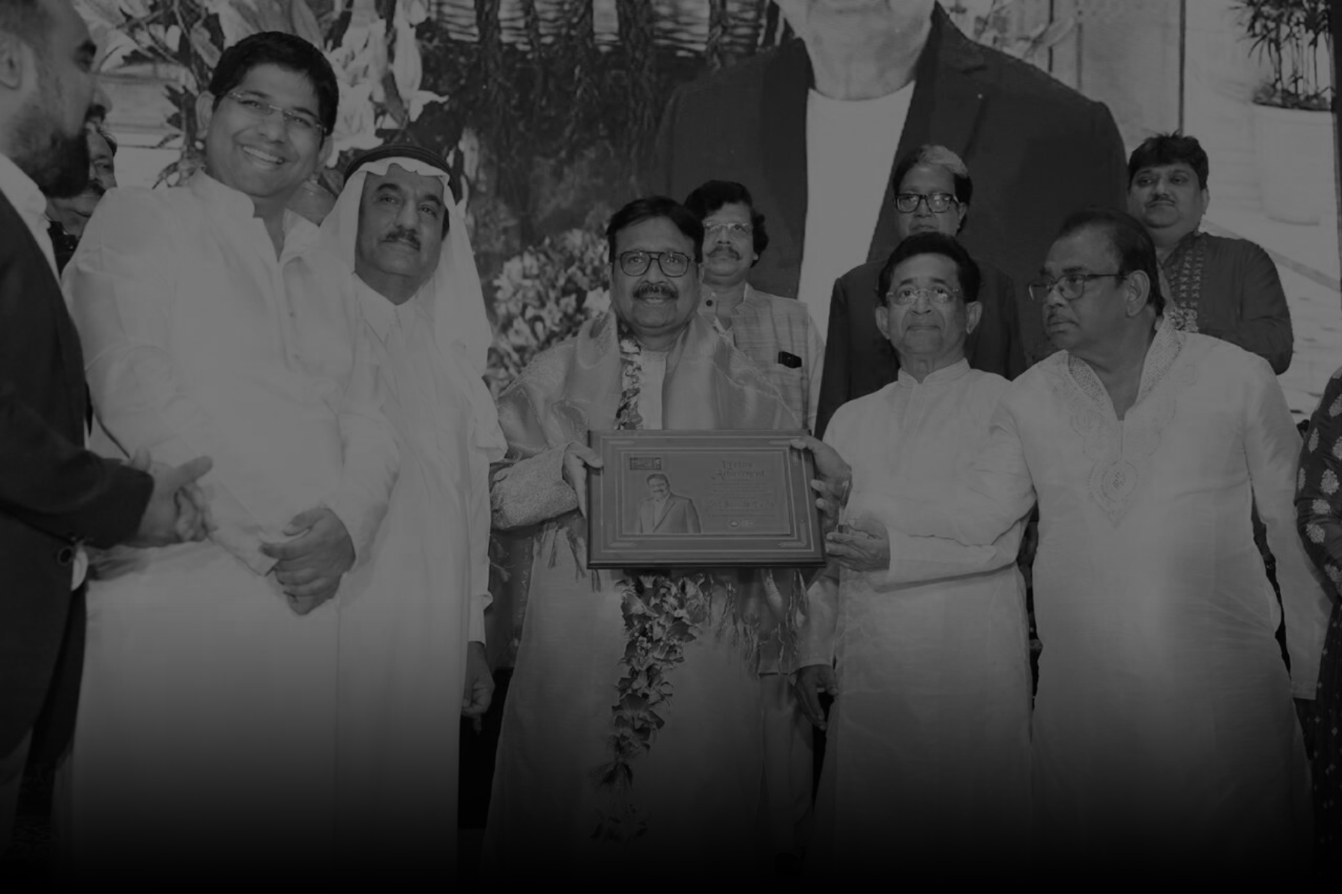 Hasmukh Parekh - Honoured with the BIJS Lifetime Achievement Award